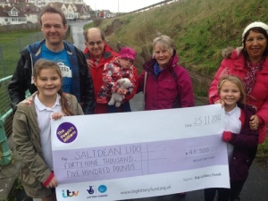 Saltdean Lido People's Millions cheque