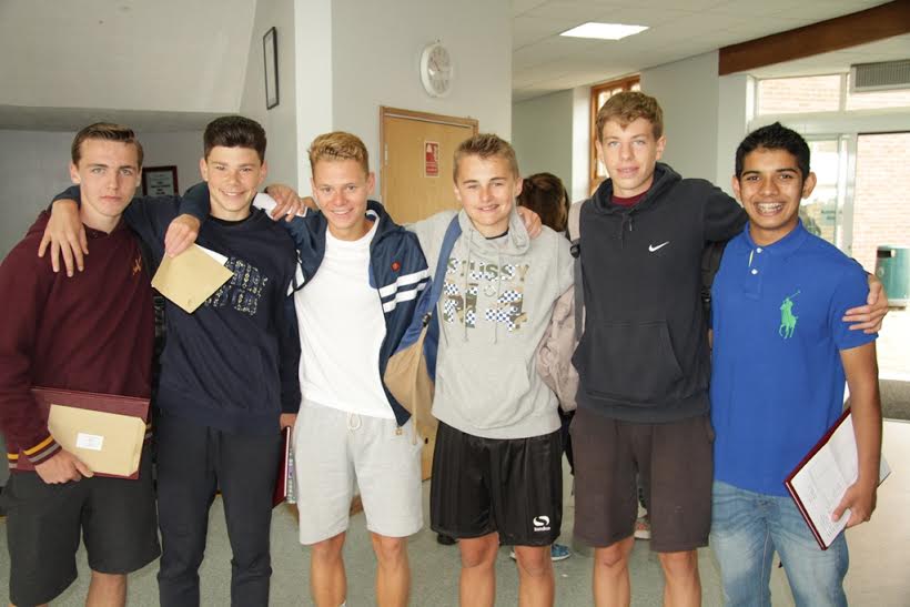 Blatchington Mill students celebrate ‘fantastic’ GCSE results ...