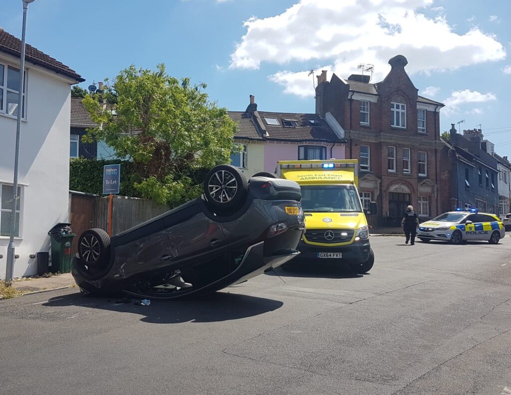 Car Flips In Brighton Street – Brighton And Hove News