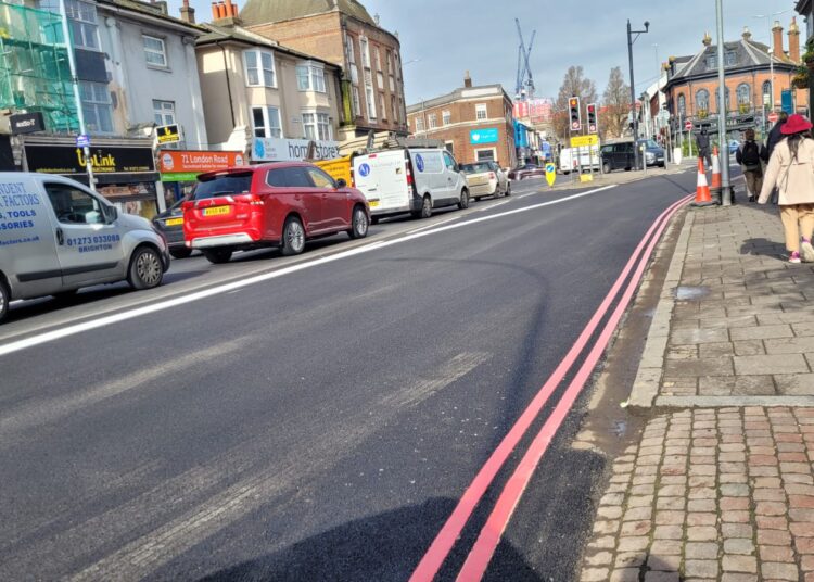 Red route painted on London Road – Brighton and Hove News