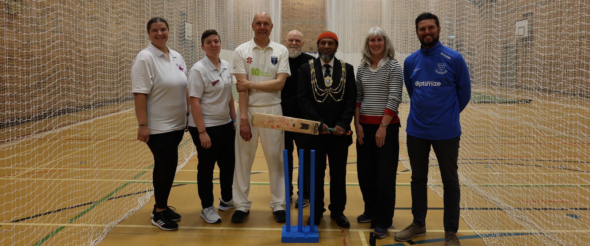 Mayor welcomes cricket charity’s help for nets in Whitehawk